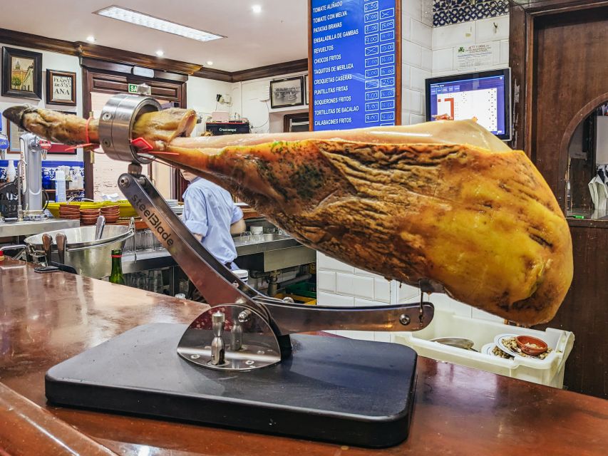 3-Hour Tapas Tour in Triana, Sevilla's Vibrant Neighborhood - Practical timing and booking advice