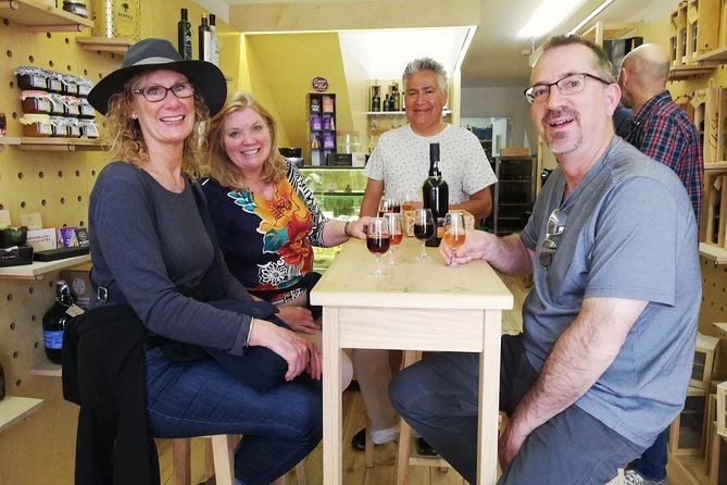 3 table wines & 5 Port wines + Tapas - Rua de Sant’Ana and the first regional tasting