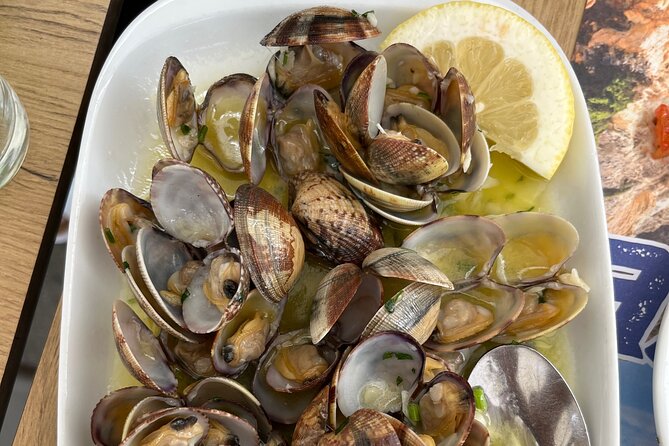 Albufeira Food Experience: Land & Sea Tapas w/ Wines - The guide can shape the whole evening