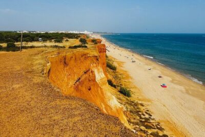 Albufeira Tour with Local Tapas and Tasting