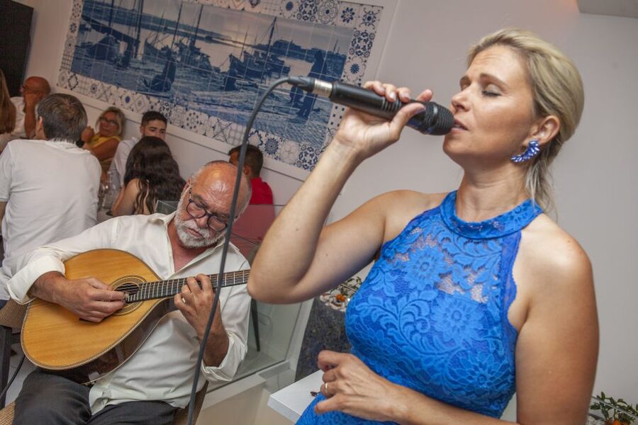 Algarve: Fado Night with 6- Course Algarvian Tapas Dishes - Key points to know before booking