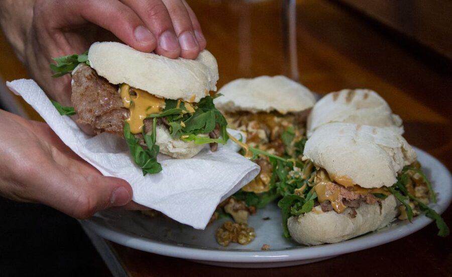 Alicante: Central Market Guided Food Tour with Tapas Bars - Why this Alicante food tour works