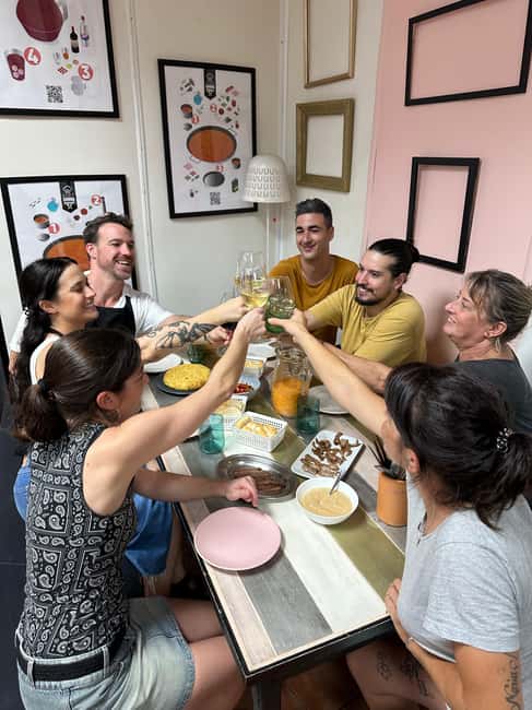 Alicante:Evening Spanish Tapas Cooking Class with Live Music - Key points to know before booking