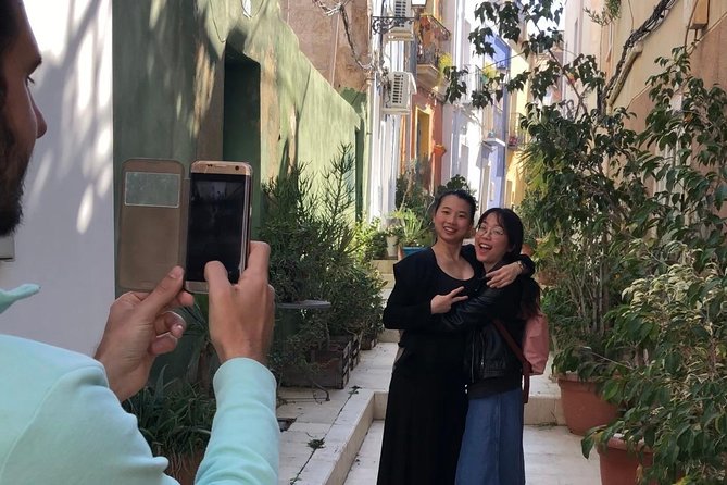 Alicante Historic Small Group Tour with Tapas Tasting - A smart first look at Alicante