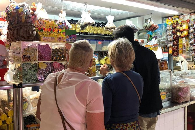 Alicante Historic Small Group Tour with Tapas Tasting - The descent through Santa Cruz