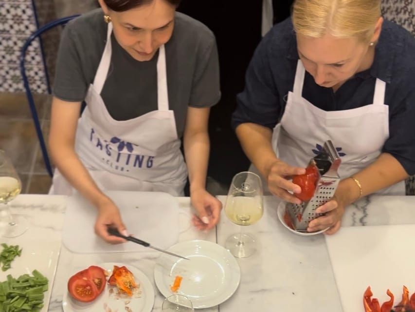 Alicante Paella Cooking Class, Tapas, Drinks and Market - Tapas, wine, and the social side of the class