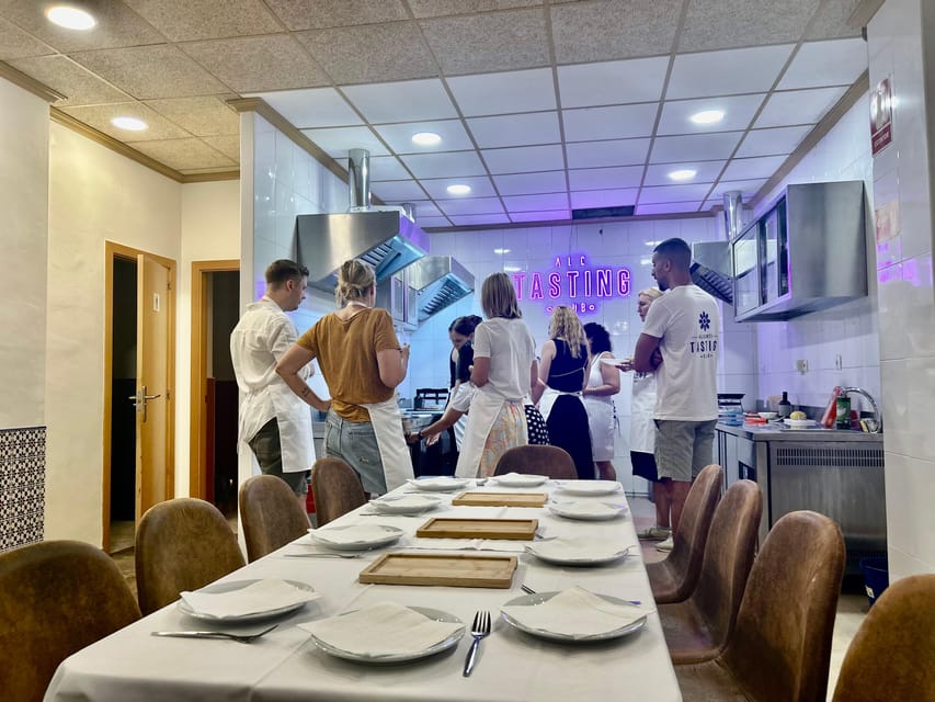 Alicante Paella Cooking Class, Tapas, Drinks and Market - From Central Market to the cooking kitchen