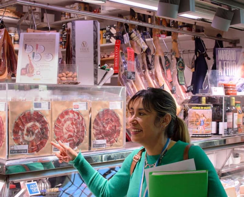 All of Alicante with the Castle, Market, and Tapas. Small group, max 6 people - Afternoon tapas at local shops and bars