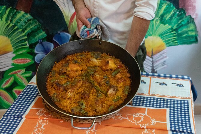 Any Day is Sunday: Paella Cooking Class with Tapas and Sangria - Why Sunday matters in Valencian food culture