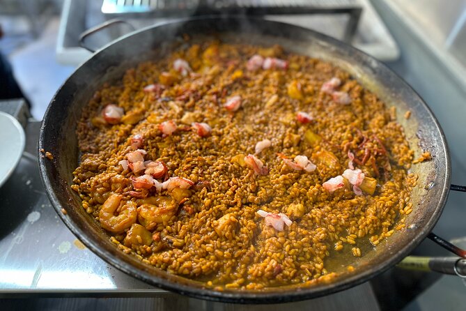 Authentic Paella in Madrid: A Hands-On Class with Tapas & Sangria - Who Will Get the Most From This Class