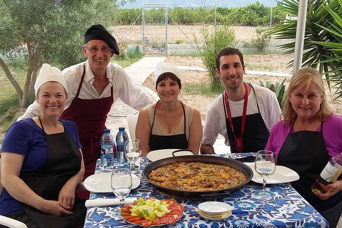 Authentic Valencian Paella Cooking Class - A farmhouse kitchen beyond Valencia