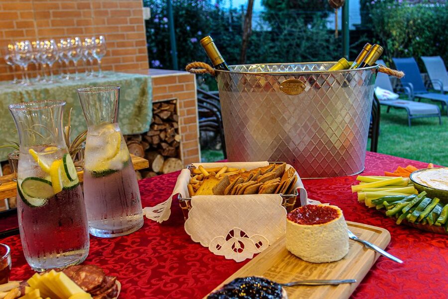 Azores: Volcanic Wine and Tapas Tasting Party - Arriving at a family garden or dining room