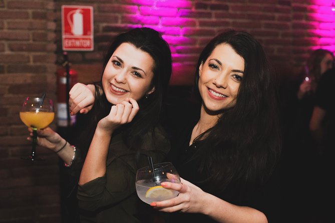 Bar Crawl in Barcelona with Spanish Wines, Vermut, Cold Beer and Tapas - What this Barcelona bar crawl is really like