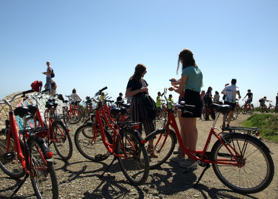 Barcelona: 3-Hour Bike Tour with Spanish Tapas - From the Born to Santa Maria del Mar