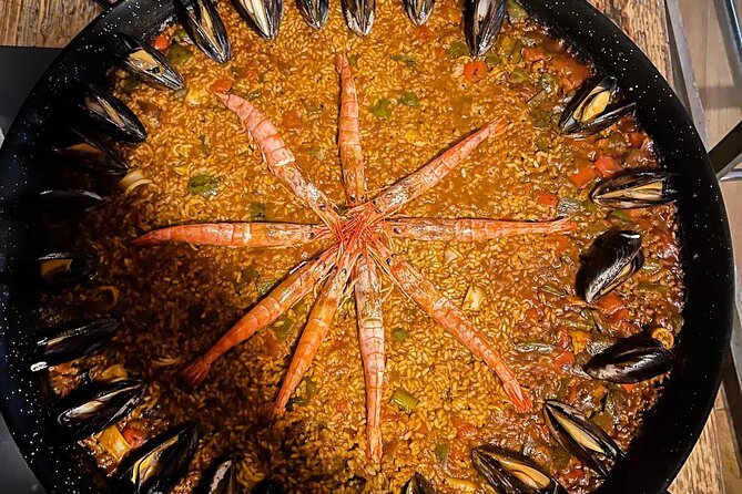 Barcelona Authentic Paella and Sangria Cooking Class - Arriving at the industrial loft on Carrer de Badajoz