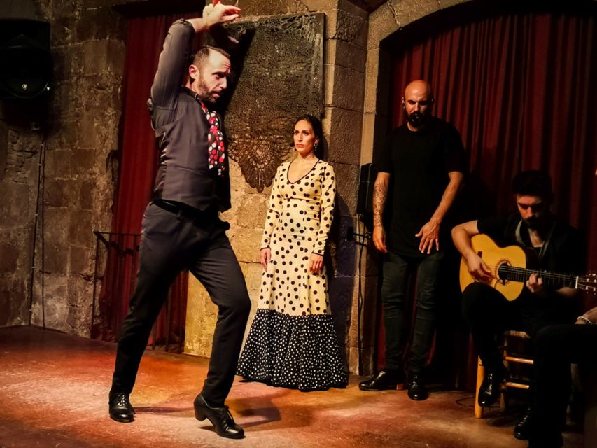 Barcelona: City Tour & Flamenco Show with Wine & Tapas - Santa Maria del Mar and the Born’s famous church