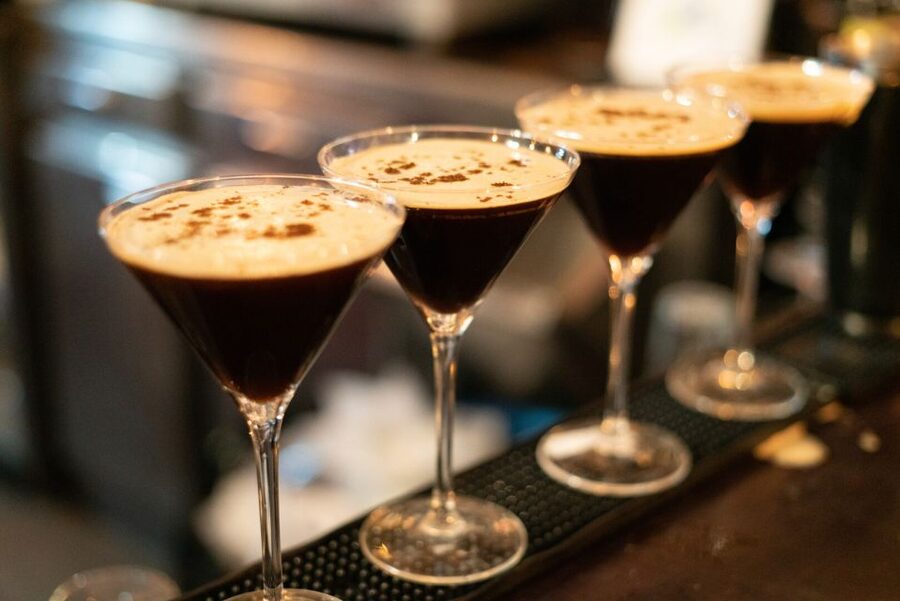 Barcelona: Cocktail Master Class by Mixologist with Tapas - What happens when you arrive at the bar