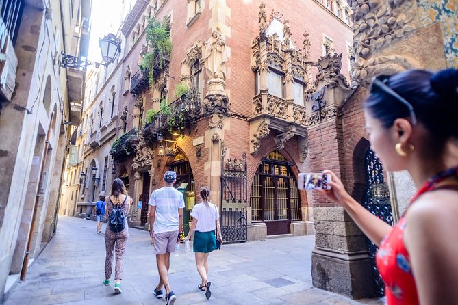 Barcelona E-Bike Small Group Tour with Tapas & Wine Tasting - Tapas, Cava, and the question of value