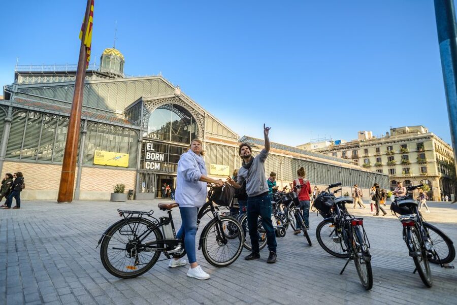 Barcelona eBike Tour with Wine and Tapas Experience - Through the Old City and toward Barceloneta