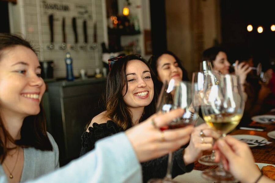 Barcelona: El Born Food Walking Tour with Tapas and Drinks - From vermouth and cava to non-alcoholic choices