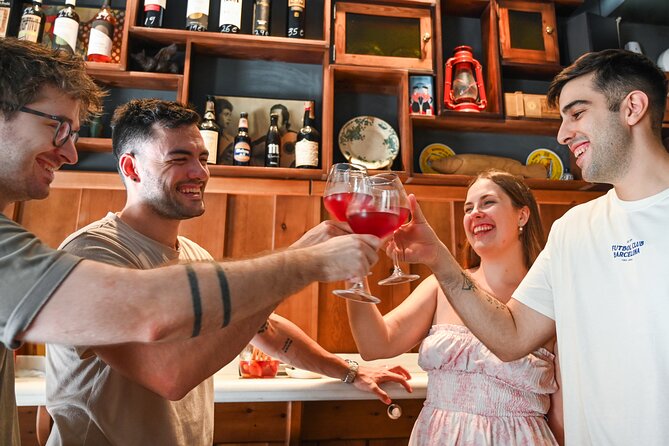 Barcelona El Born Tapas and Wine Tour with Guide - Bomba croquettes and the Gothic Quarter