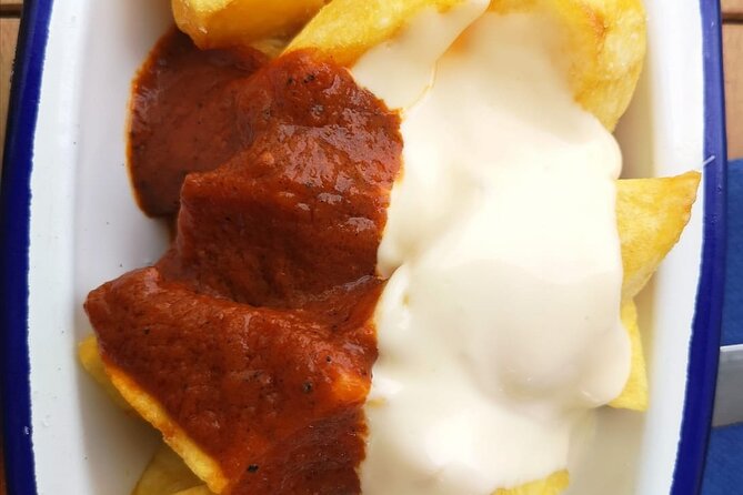Barcelona Food Tour: Tapas, Drinks and Delights with a Local - Plaça de Sant Jaume and a Sweet Finish