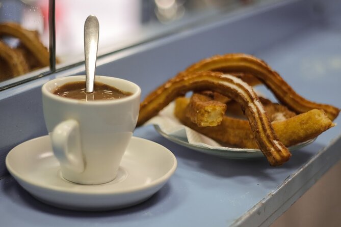 Barcelona Food Tour: Tapas, Paella, Sangria & 8+ Local Tastings - Wandering Through El Born