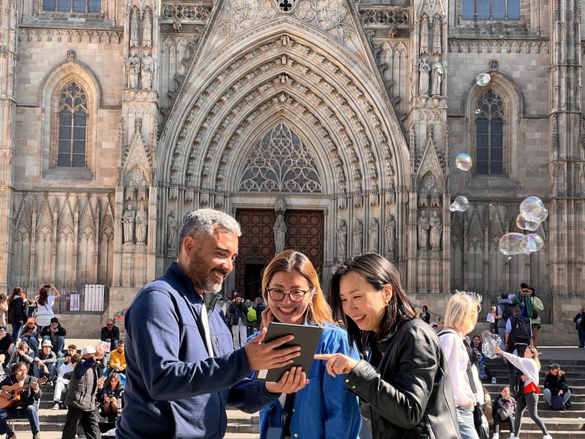 Barcelona: Gothic Quarter Guided Tour with Flamenco & Tapas - Why this Barcelona evening works