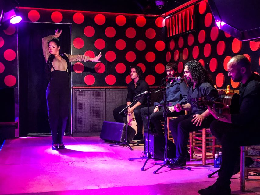 Barcelona: Gothic Quarter Guided Tour with Flamenco & Tapas - Who should book this evening?