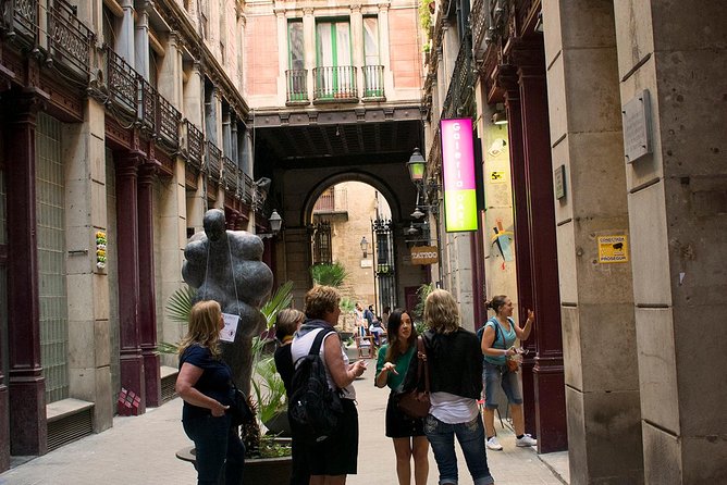 Barcelona Gothic Quarter's Deepest Secrets & Sangria - Plaça de Catalunya and Las Ramblas