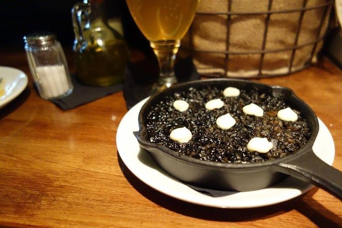 Barcelona Gothic Quarter VIP Tapas & Wine Tour - The Carders Street tapas stop