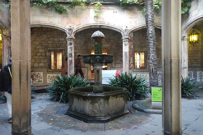 Barcelona Gothic Quarter Walking Tour with Tapas - Font de la Portaferrissa and a former city gate