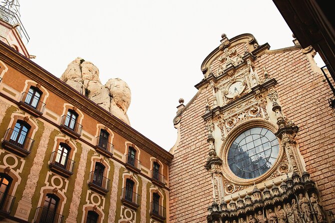 Barcelona : Gothic, Tapas, Churros & Vermouth - Medieval Barcelona in a short walk