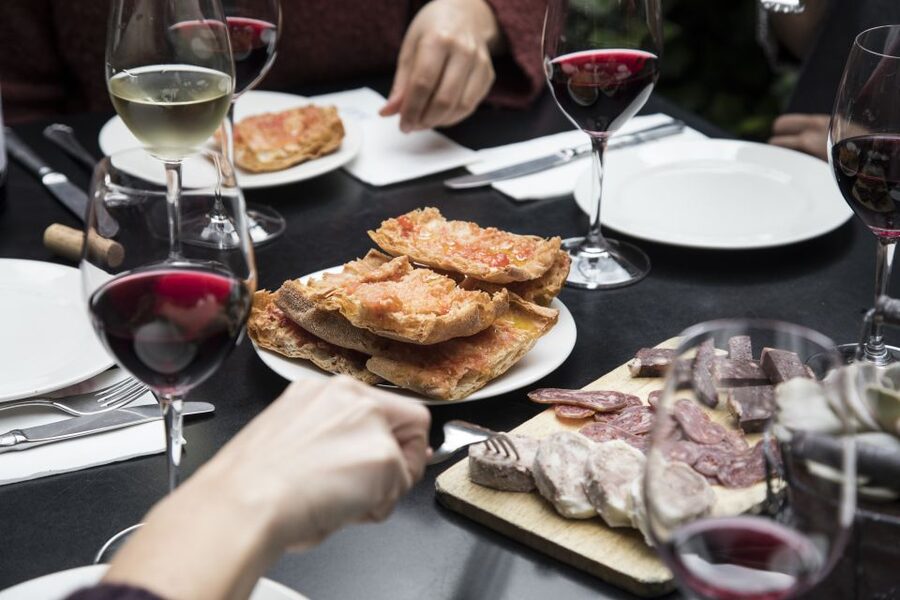 Barcelona Gourmet Food & Wine Tour with Local Expert - Practical details before you book