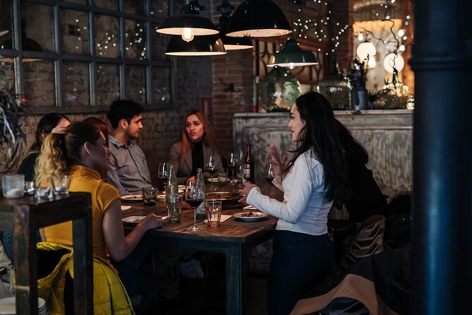 Barcelona: Guided Food Walking Tour with Tapas and Wine - What the drink pairings add