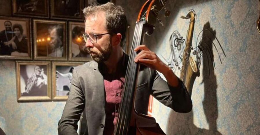 Barcelona: Jam Session - Jazz, Cocktails and Tapas - The music: jazz, blues, and old favorites