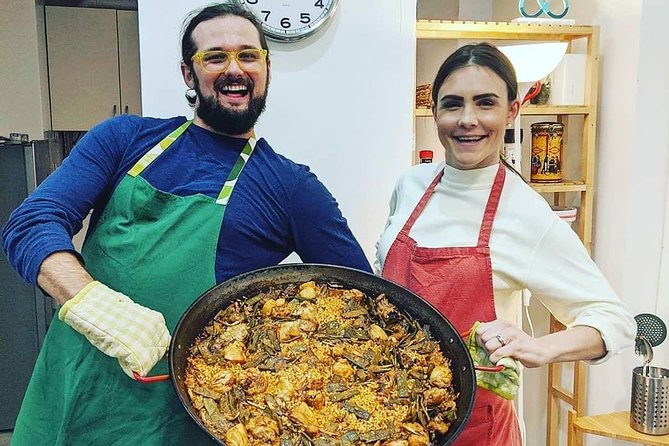 Barcelona : Paella Cooking Experience + Boqueria Market Exclusive Tour - A short walk through Barcelona’s Old Town