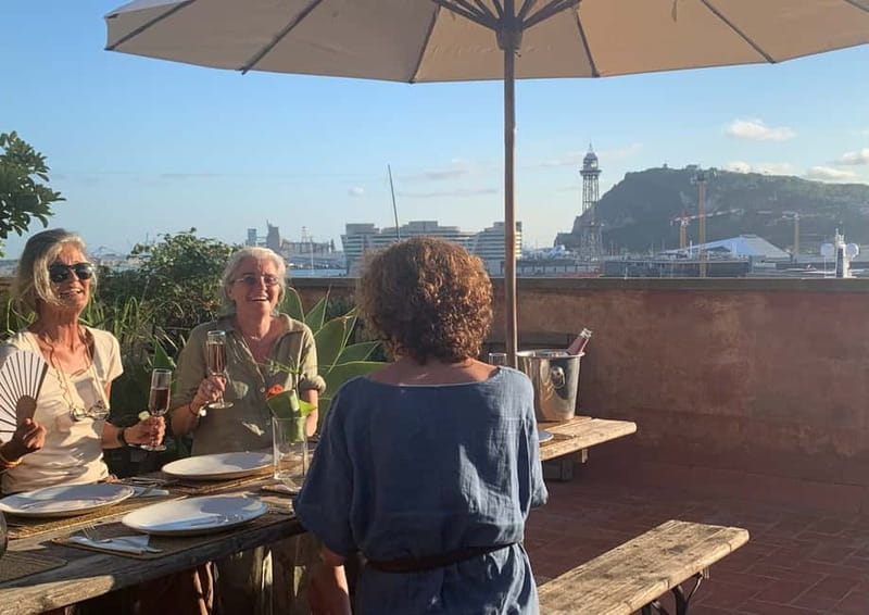 Barcelona: Paella Seafood Master Cooking Class with Sangria - Practical details before you book
