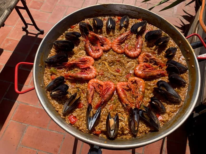 Barcelona: Paella Seafood Master Cooking Class with Sangria - Gazpacho, sangria, and crema catalana