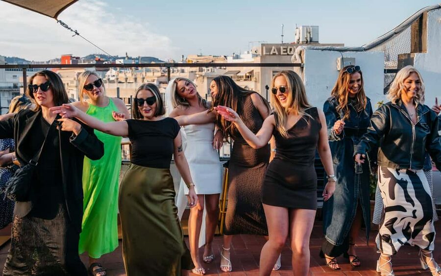 Barcelona: Private Sangria and Salsa Class - Best Uses: Birthdays, Work Events, and Group Nights Out