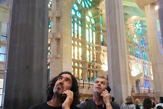 Barcelona: Sagrada Familia, Park Guell & Tapas Private Tour - How the private format changes the day