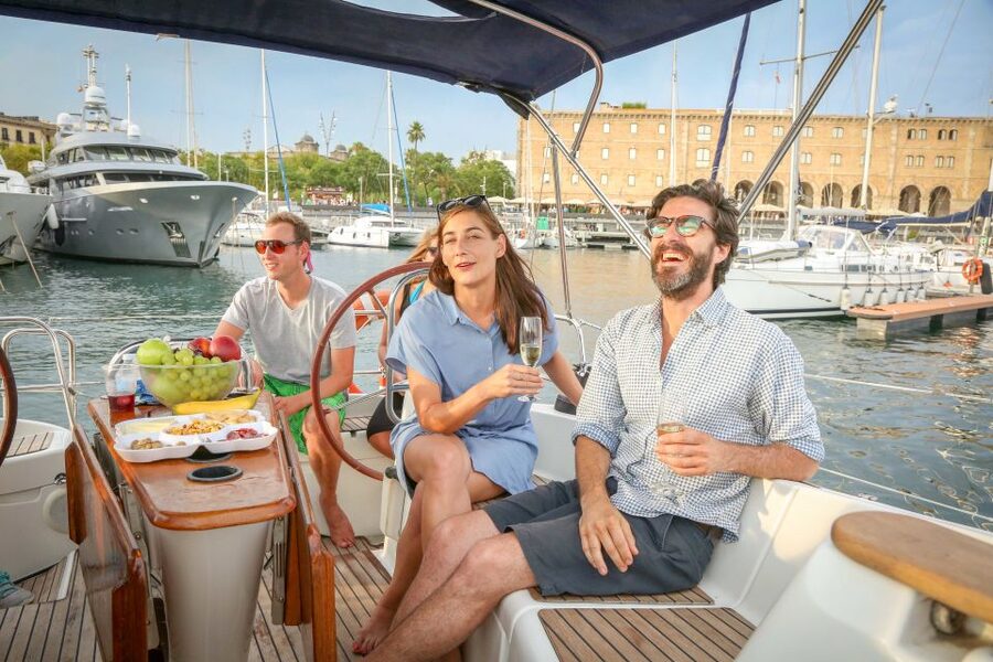 Barcelona: Sailing Tour with Spanish Tapas and Drinks - Key points to know before booking