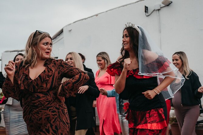 Barcelona Sangria & Salsa Dance Class with Bottomless Drinks - Price, timing, and overall value