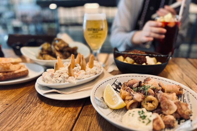 Barcelona Sightseeing by Bike with Photo Shooting and Tapas - Sagrada Familia is the tour’s big visual moment