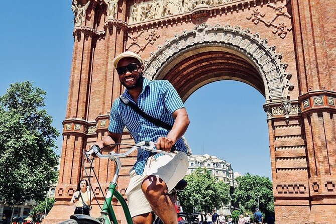 Barcelona Sightseeing by Bike with Photo Shooting and Tapas - Casa Batlló shows Gaudí in a different setting