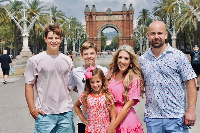 Barcelona Sightseeing by Bike with Photo Shooting and Tapas - The pace, fitness level, and practical tradeoffs