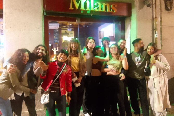 Barcelona speakeasy tapas pub crawl with hidden bars - Group size can change the whole experience