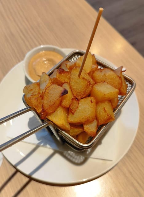 Barcelona: Tapas and Pintxos Tour with Crema Catalana - Final call: a good choice for local flavor