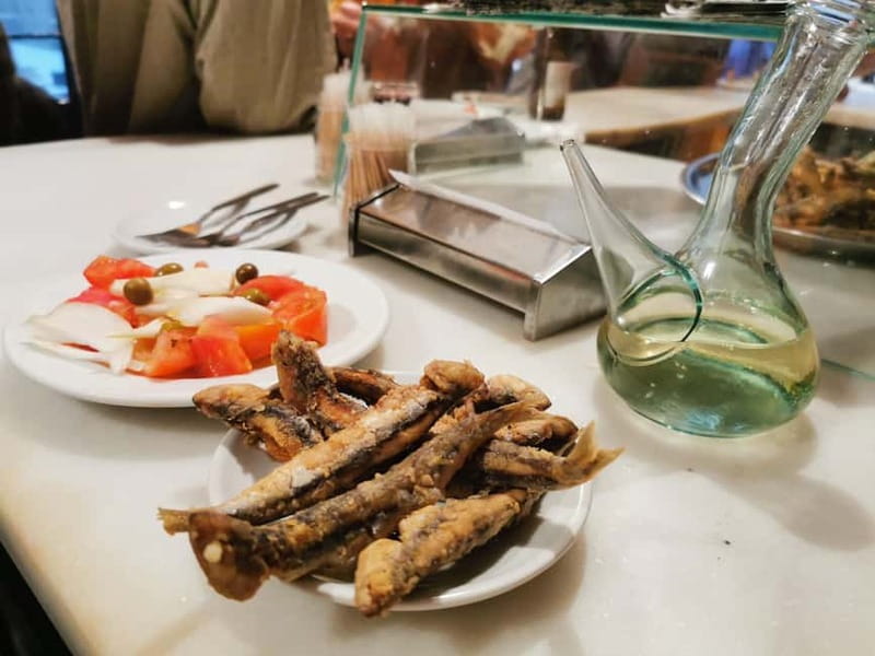 Barcelona: Tapas and Wine at the Hidden Bodegas Experience - What Libor adds to the evening