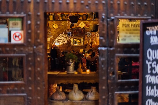 Barcelona Tapas and Wine Private Walking Tour - El Born: traditional cooking and newer Catalan ideas